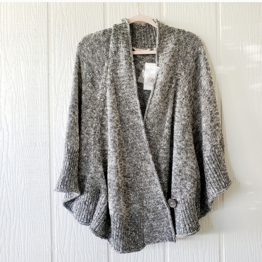 SOFT SURROUNDINGS Poncho Sweater Cape Surplice Wrap V Neck Gray Small Medium